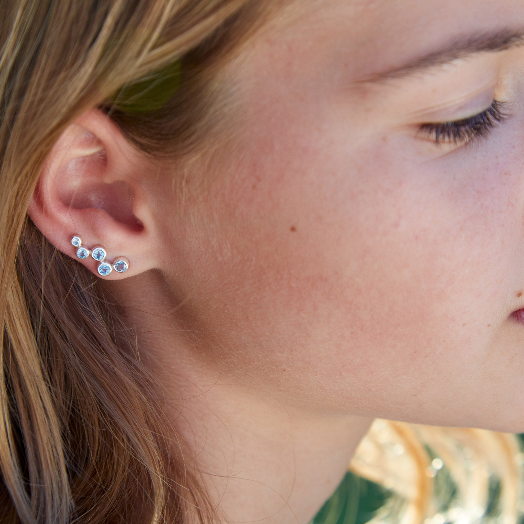 Aquila Studded Ear Jewel in Silver with Topaz Earring Memara