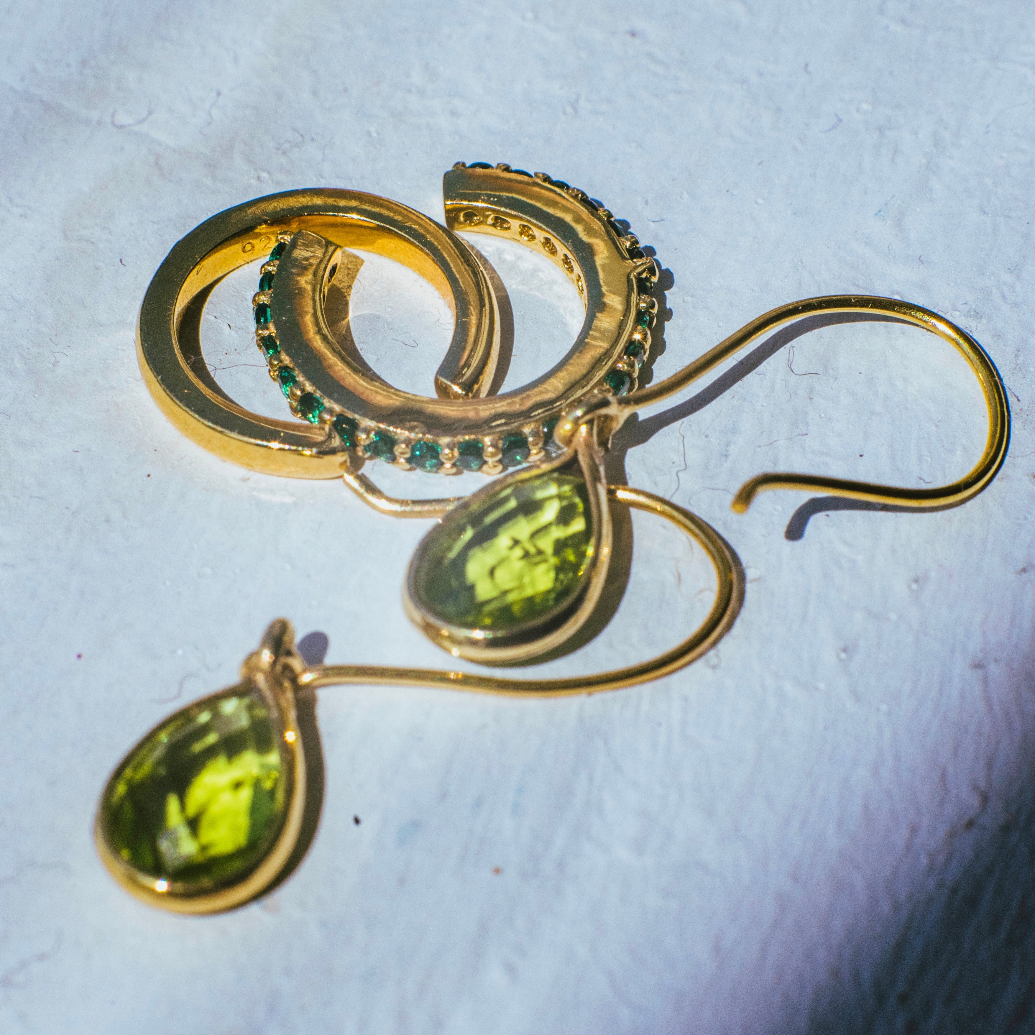 Kyffin Cuff in Gold Earring Memara