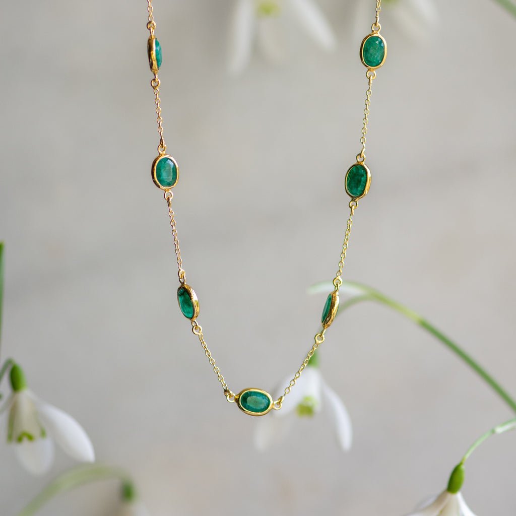 Marilyn Necklace in Gold with Emerald Quartz Necklace Memara 