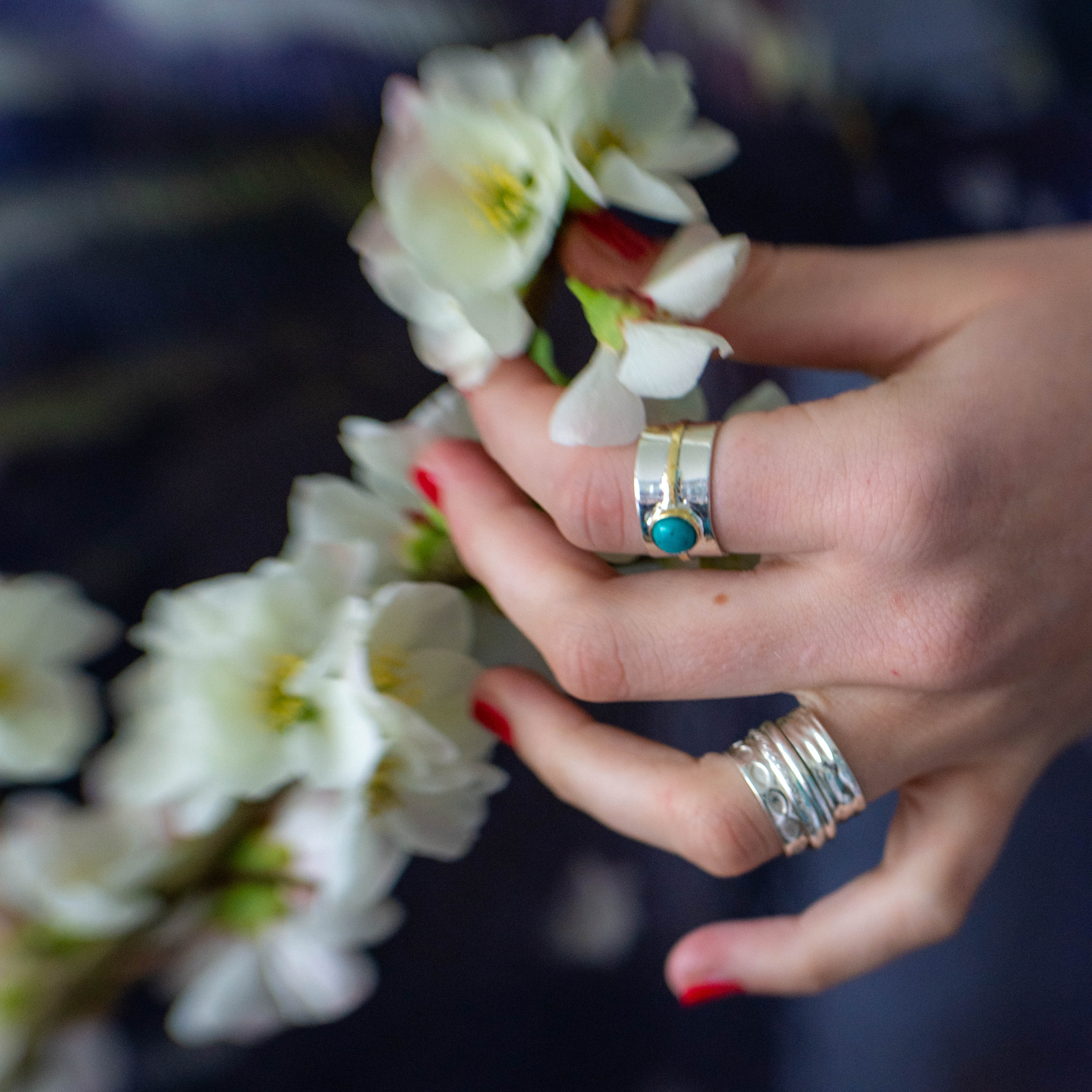 Aladdin Ring in Silver with Turquoise Ring Memara