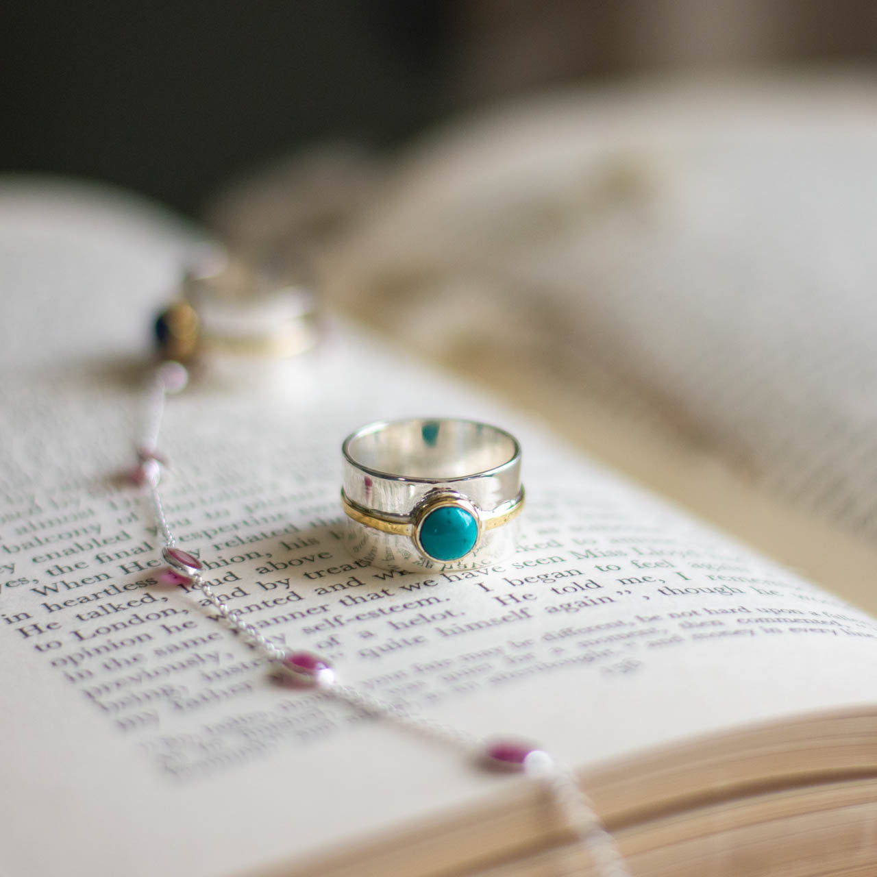 Aladdin Ring in Silver with Turquoise Ring Memara