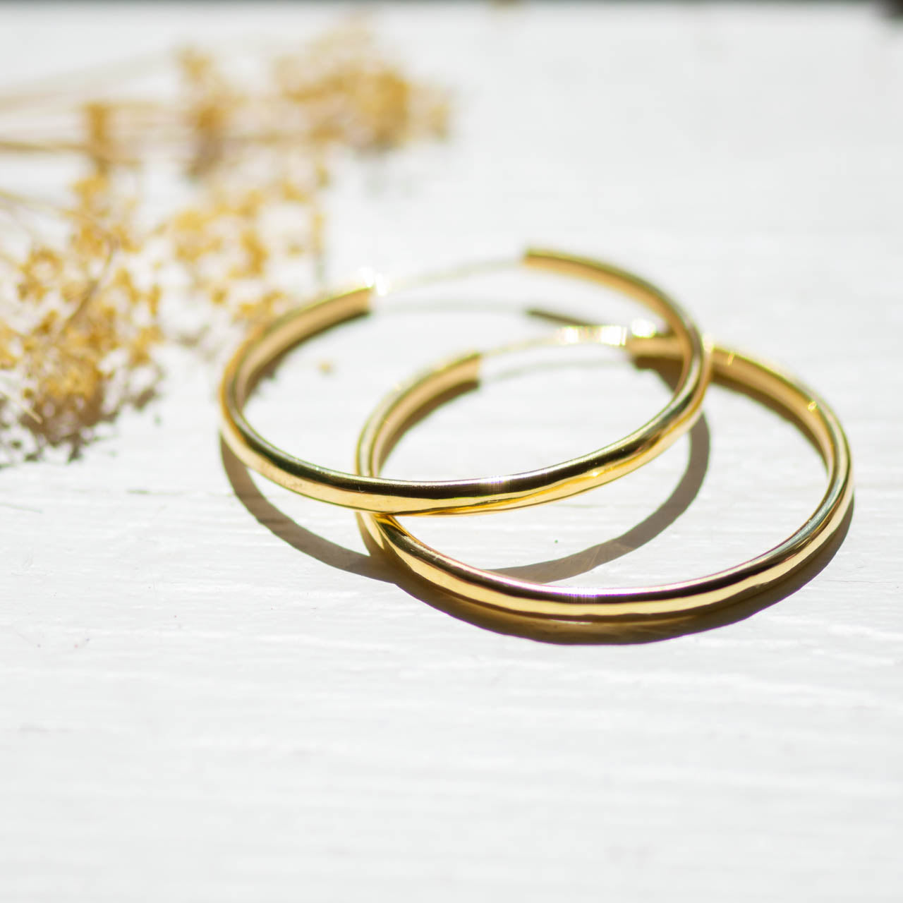 Holly Hoops in Gold Earring Memara