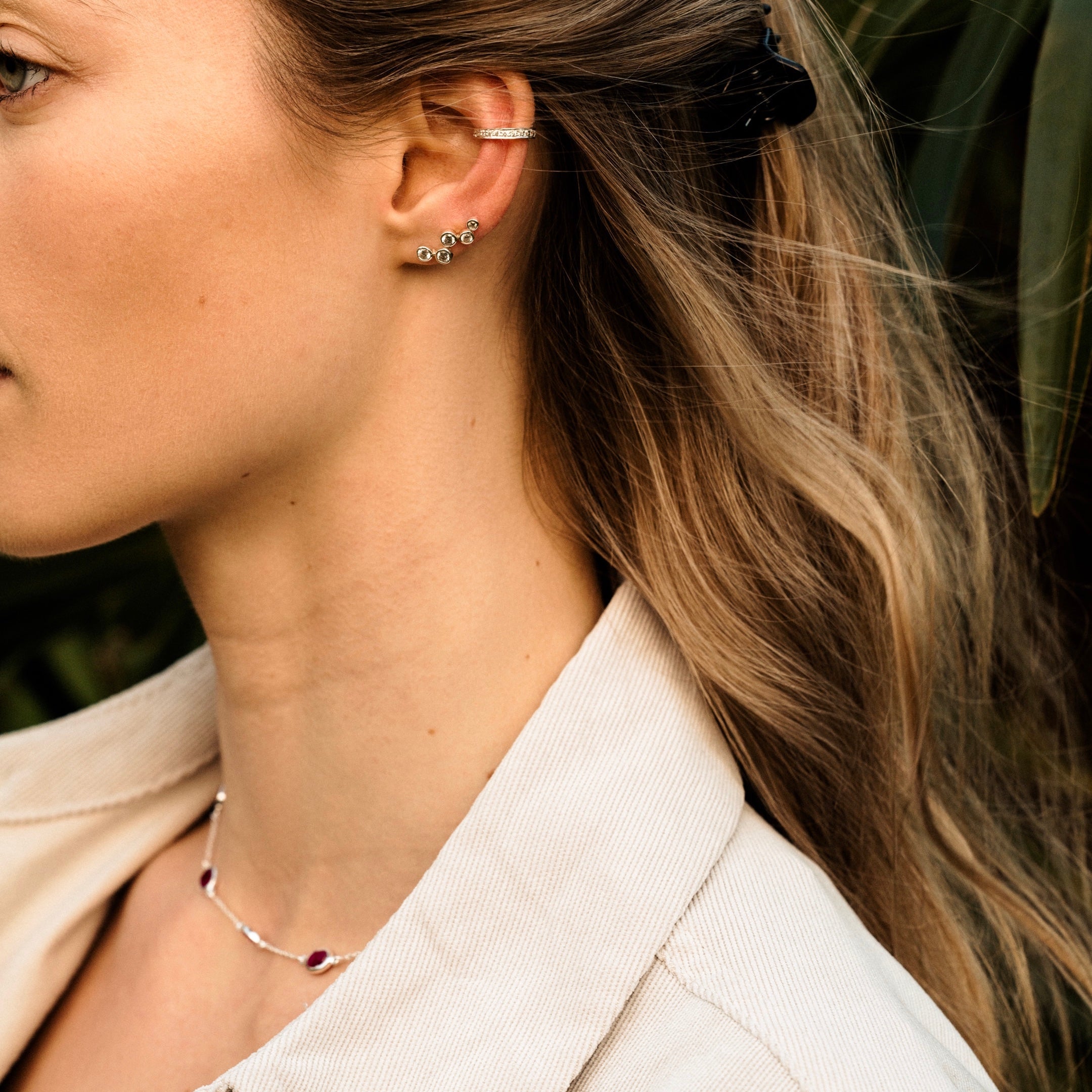 Coco Cuff in Silver with Zirconia Earring Memara