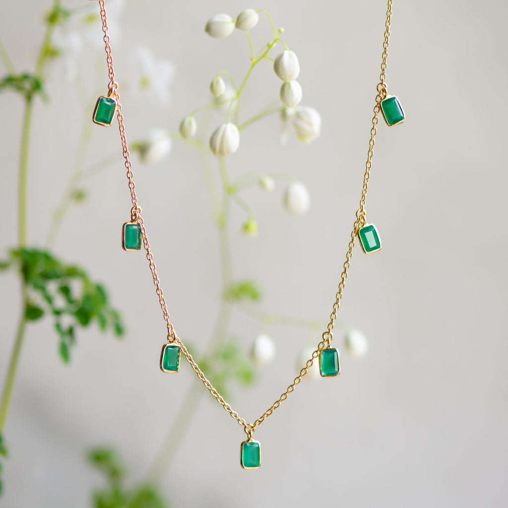 Tiggy Necklace in Gold and Green Onyx