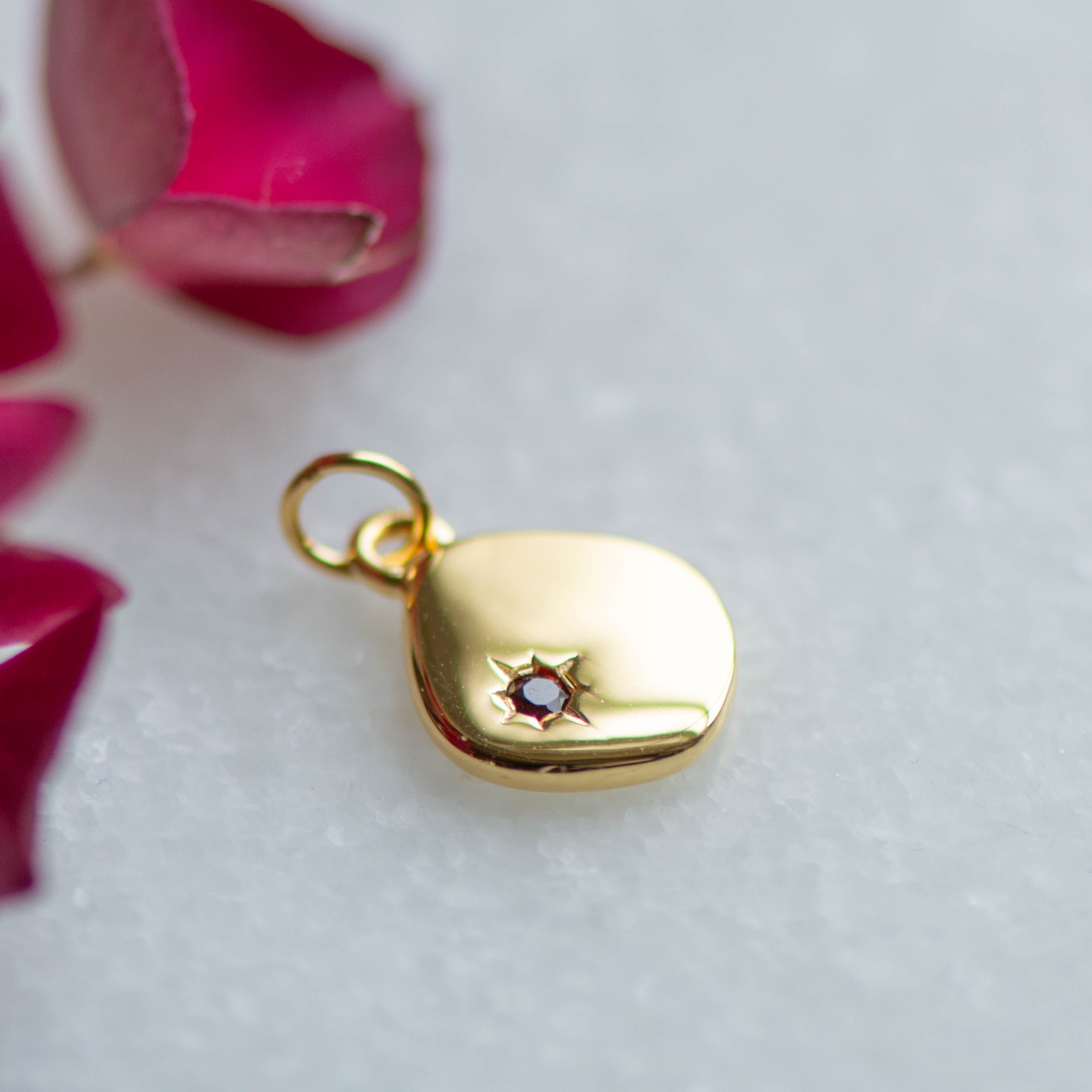 January Birthstone - Garnet Pendant in Gold