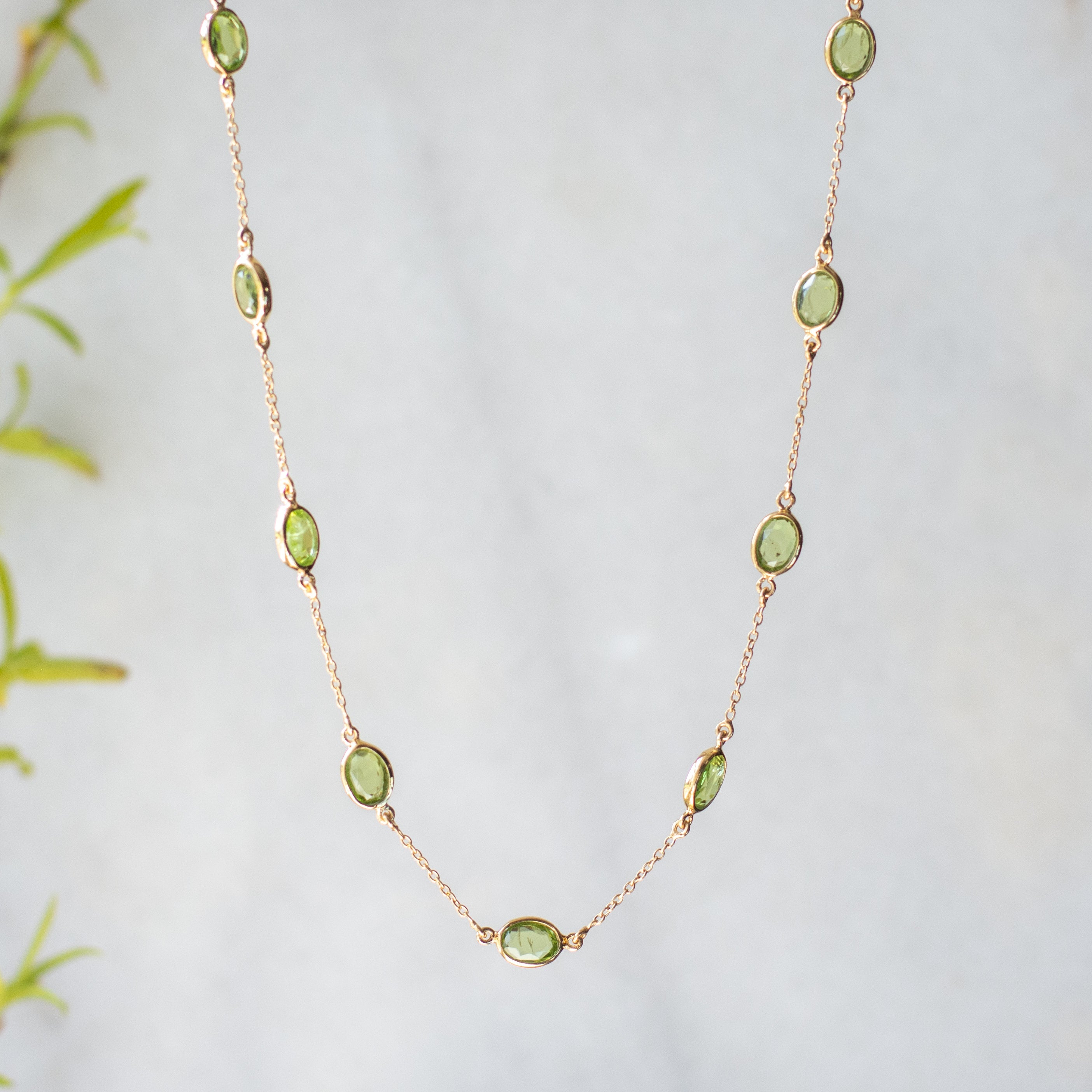 Marilyn Necklace in Gold with Peridot Memara 