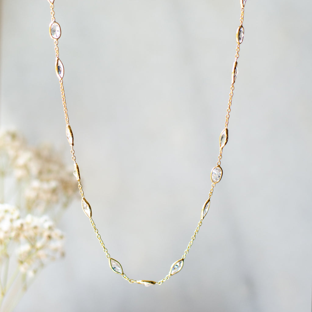 Malike Necklace in Gold and Zirconia Necklace Memara 
